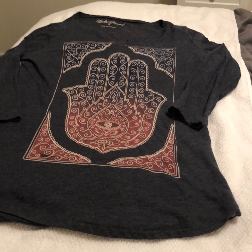 Never worn Lucky Brand Baseball style tee